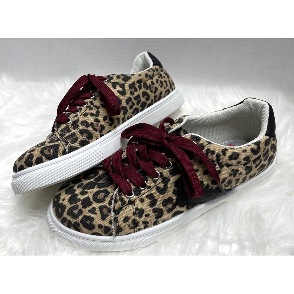 Jellypop Animal Print Shoe Size 7.  NEW